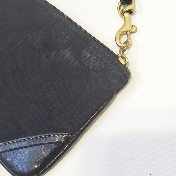 Coach Black Signature Wristlet - Picture 4 of 6